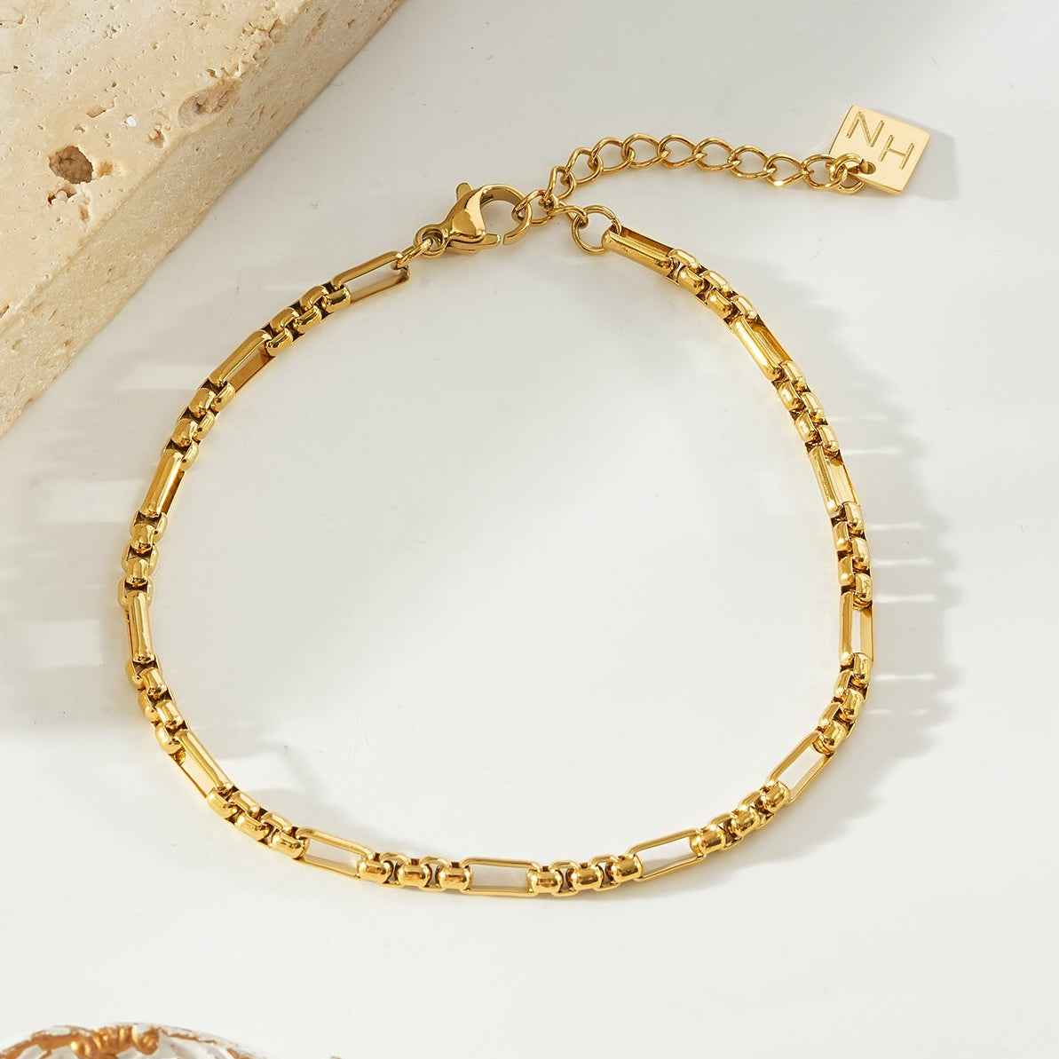 RIKIA Gold: Industrial Chic Vintage Link Bracelet