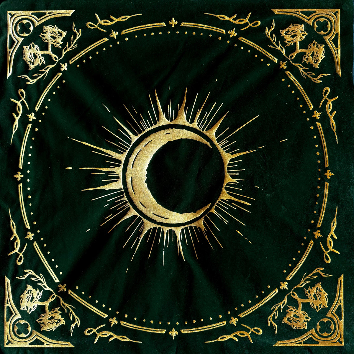 Eclipsa Altar Cloths