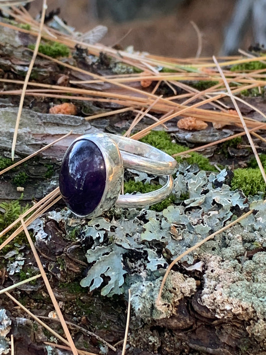 The Oracle Stone — Amethyst Ring