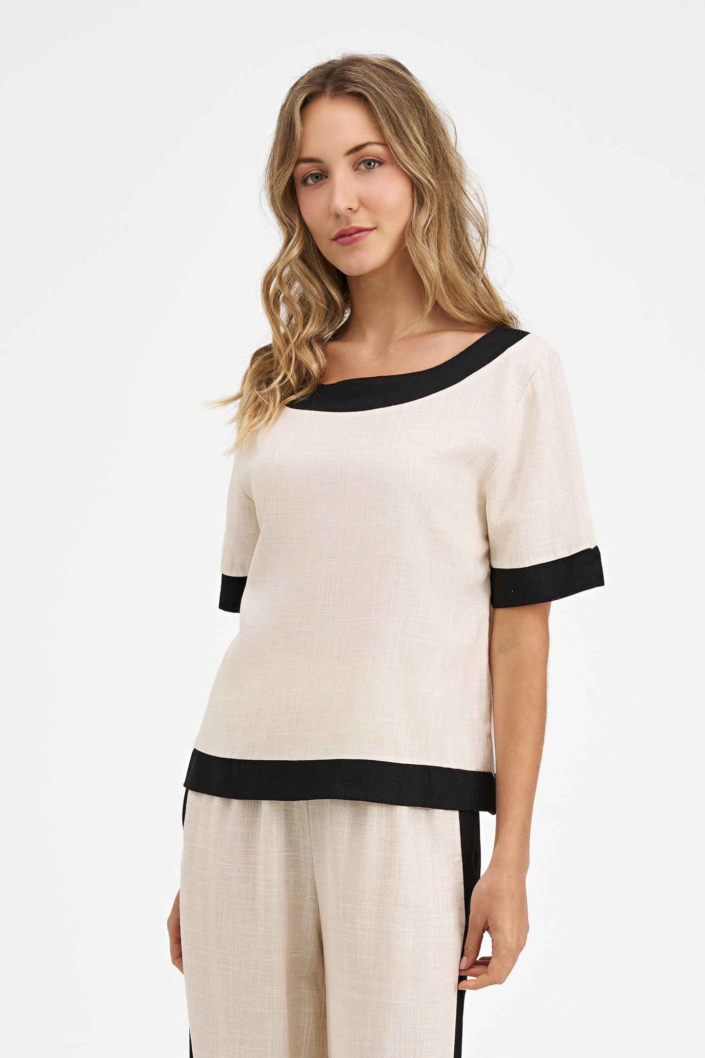 Women's Woven Top