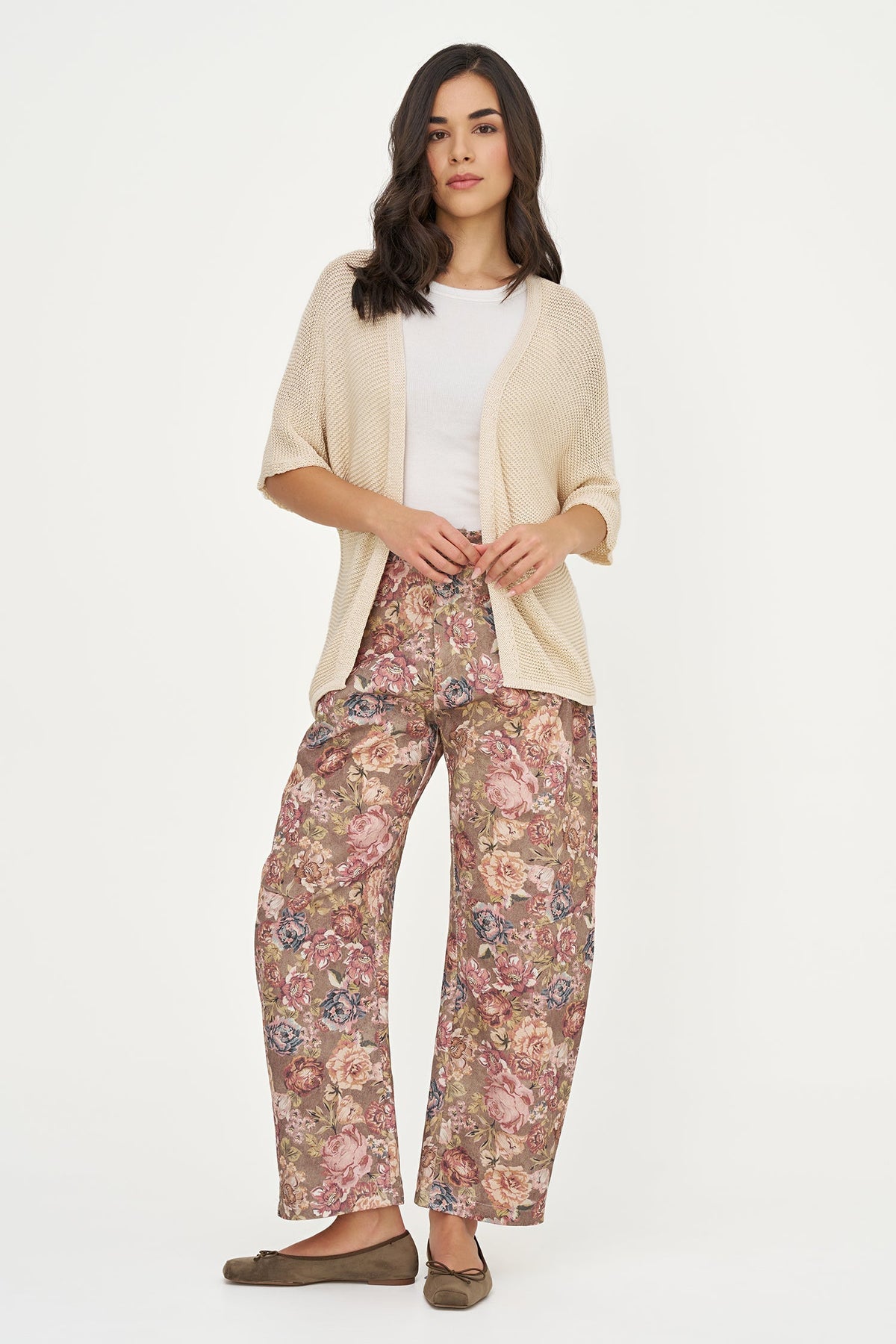 Women's Woven Printed Zip-Up Barrel Leg Pant with Side Seam Pockets & Back Pockets