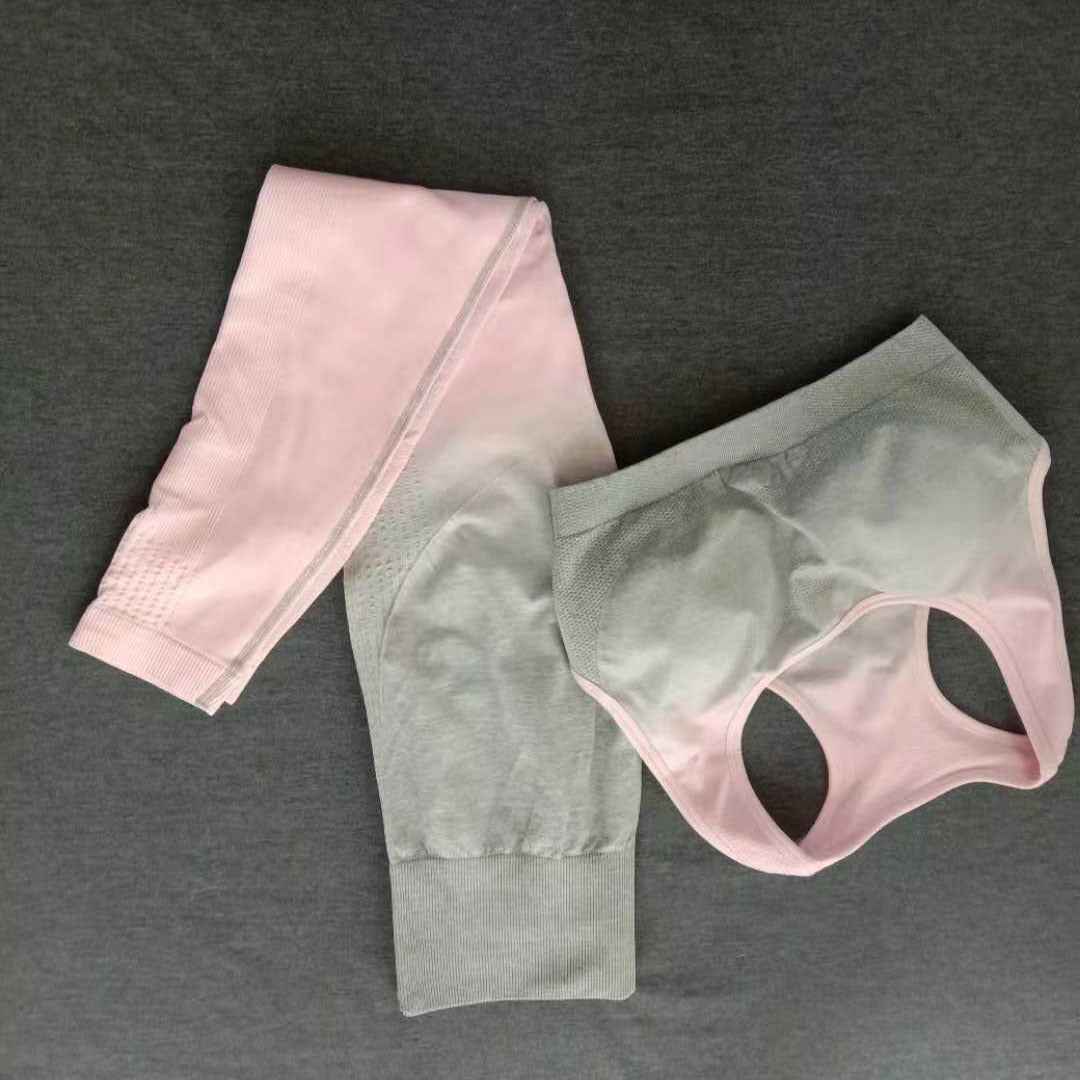 Women’s Gradient Seamless Yoga Workout Set – High-Waisted Gathered Activewear Fitness Outfit