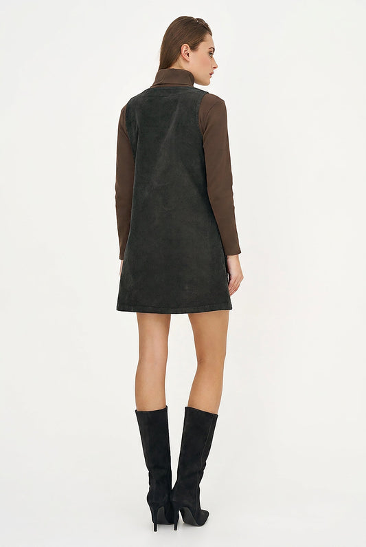 Women's Corduroy Sleeveless V-Neck Dress with Patch Pockets