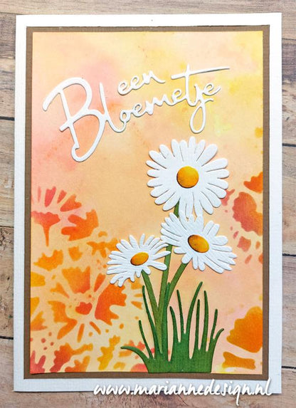Marianne Design Mask Stencil - Tiny's Field Of Flowers