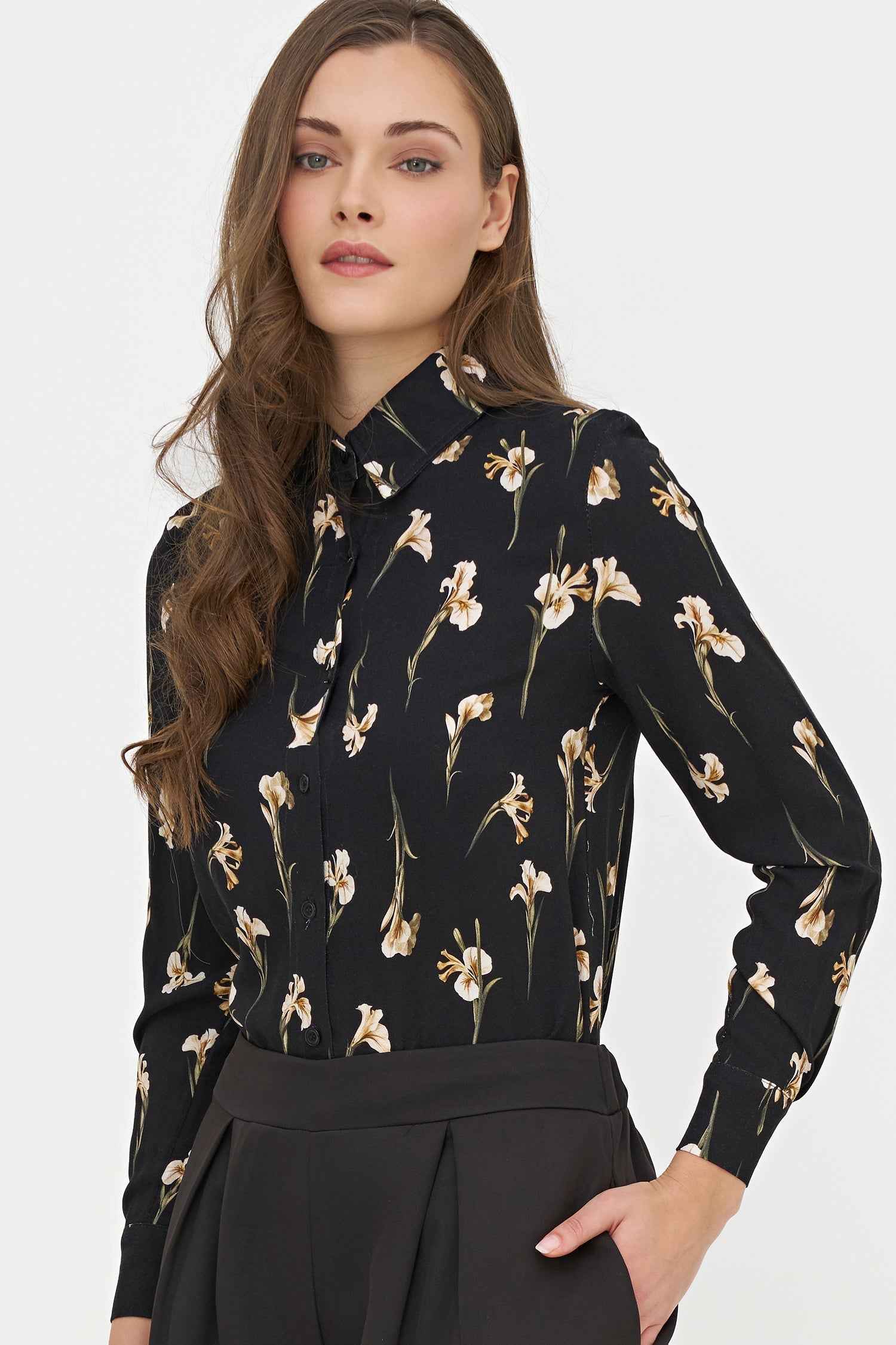 Women's Woven Shirt