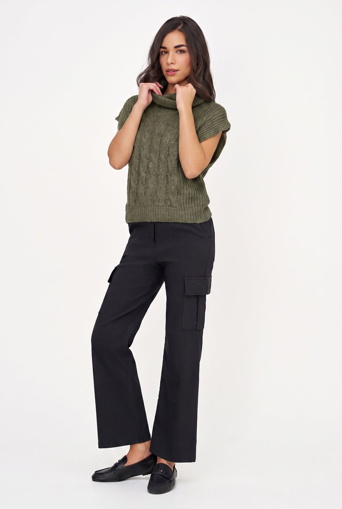 Women's Cable-Knit Turtleneck Sleeveless Sweater