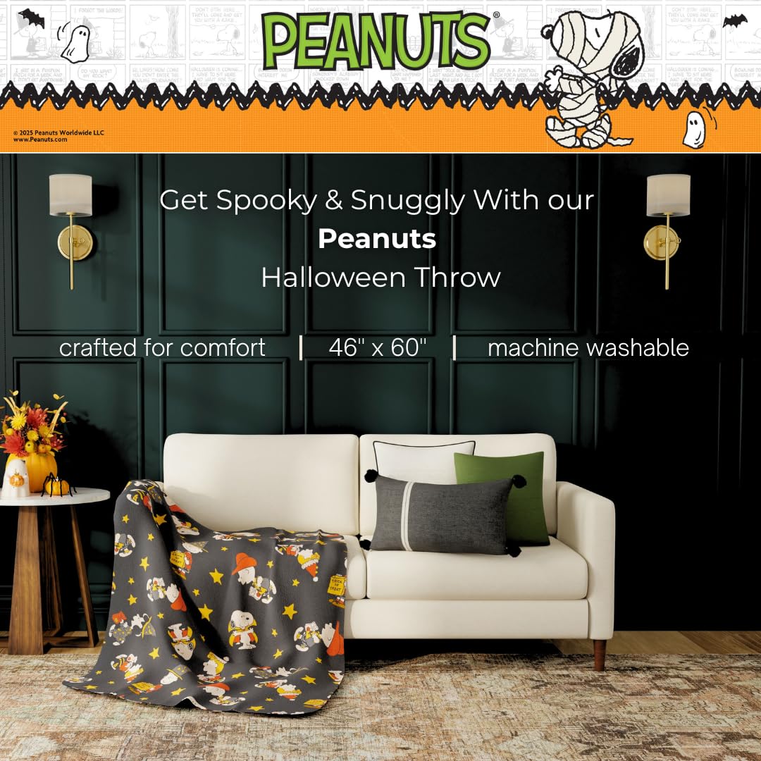 Franco Collectibles Peanuts Halloween Bedding Super Soft Cozy Plush Throw, 46 in x 60 in, (Officially Licensed Product)