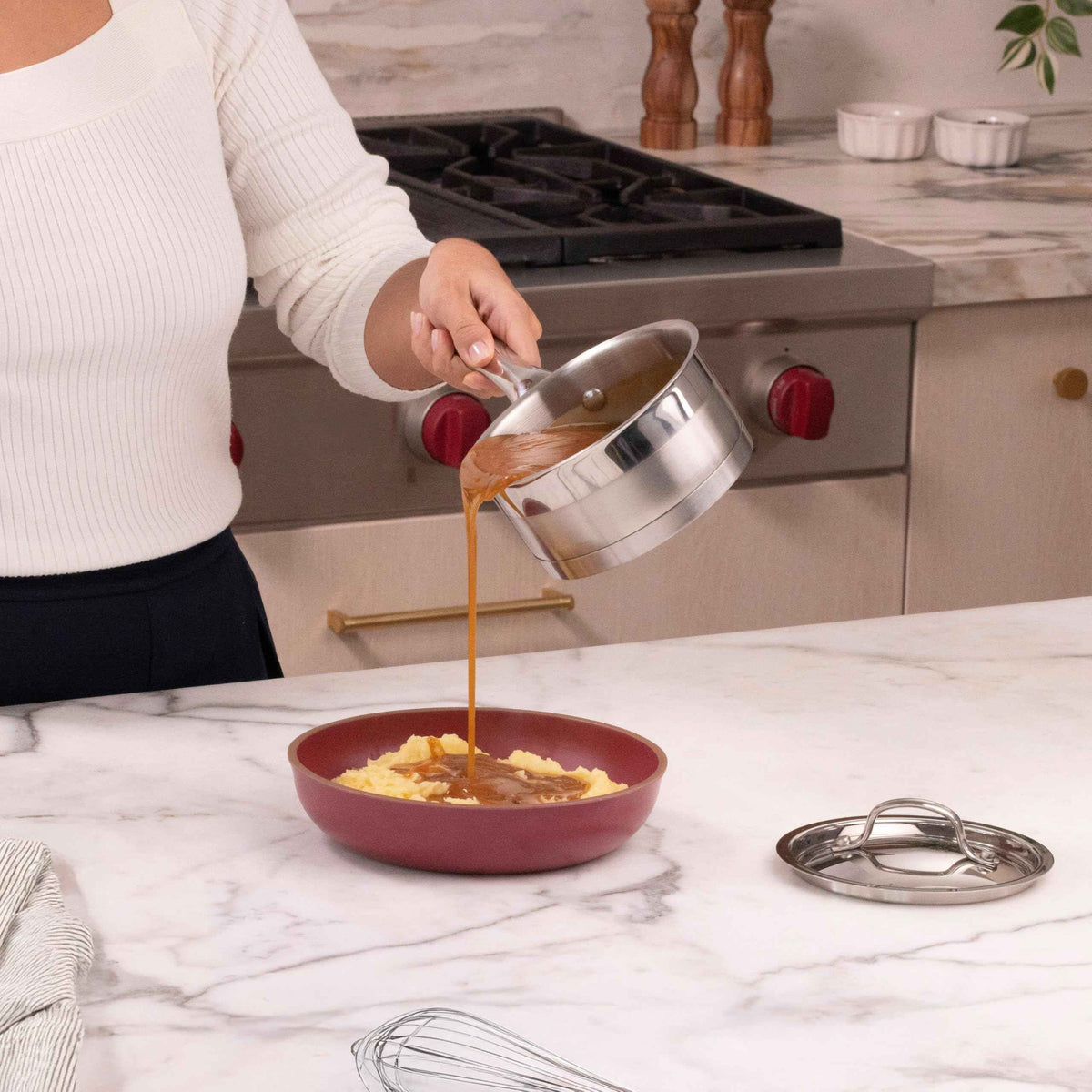 Lagostina Moderna 12-Piece Stainless Steel Cookware Set, Commercial Capsule Base, Induction Safe Pots and Pan Set Includes Saucepan, Casserole, Dutch Oven & Lids, Oven Safe up to 400°F / 204ºC 🍁 All In One Marketplace Canada