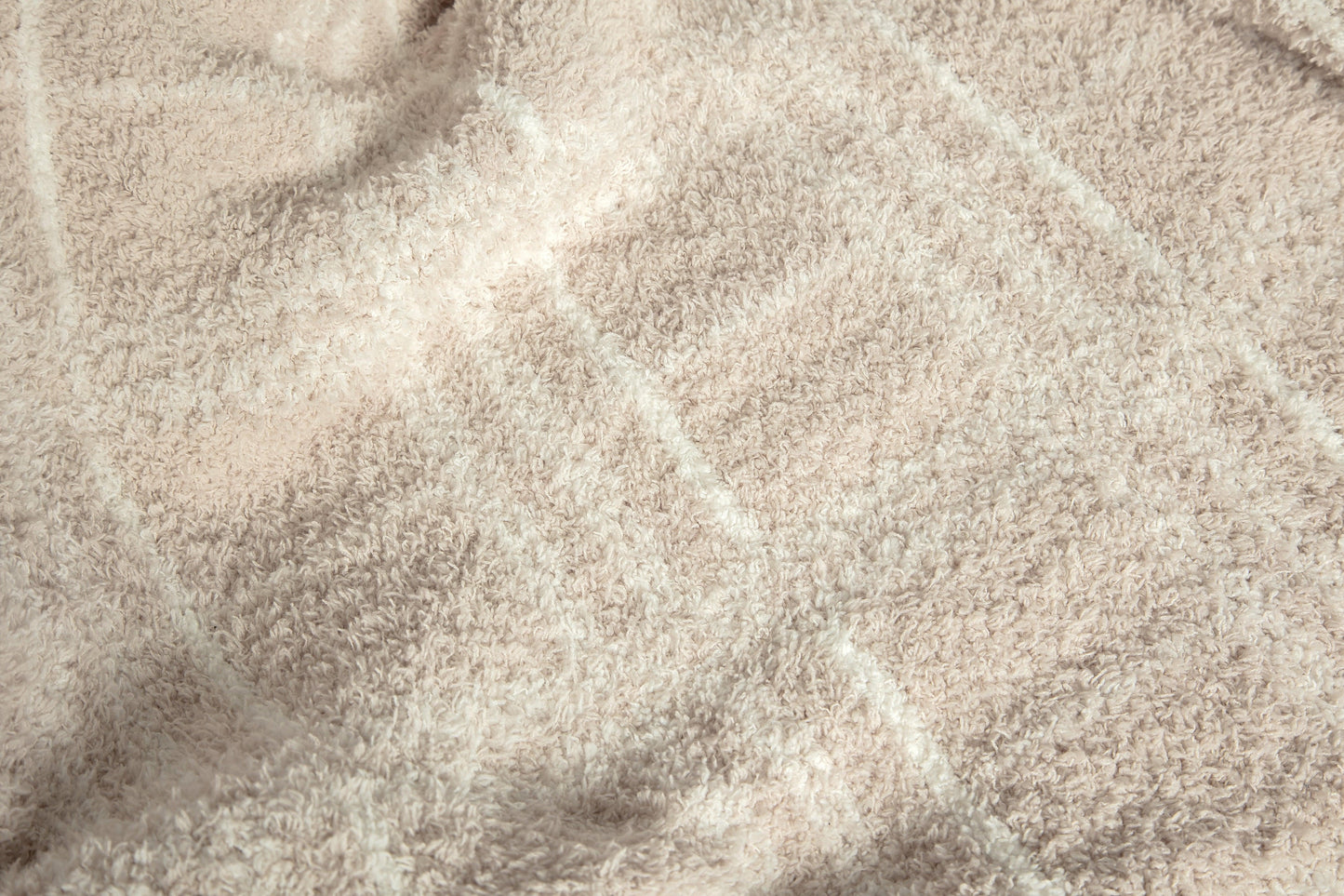 Blushing Beige & White Plaid Print Überwurfdecke