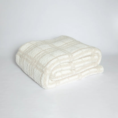 Blushing Beige & White Plaid Print Überwurfdecke