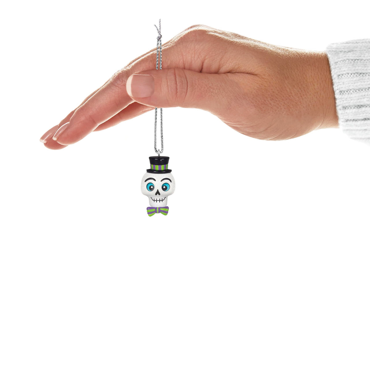 Hallmark Keepsake 1" Mini Halloween Ornament 2025, Spooky Little Skull, Halloween Decorations