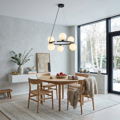 ANABELLE Skandinavische Pendelleuchte 6 ANABELLE Skandinavischer Kronleuchter mit 6 Kugelleuchten für Esszimmer & Modernes Interieur