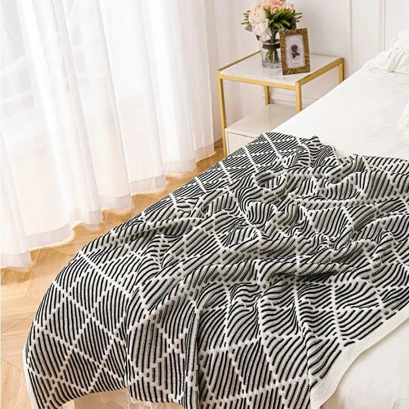 Meadow Cozy Pom Pom Blanket/Throw - Black