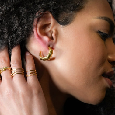 Style DOLCEDA: Art Deco Styled Geometric Hoop Earrings