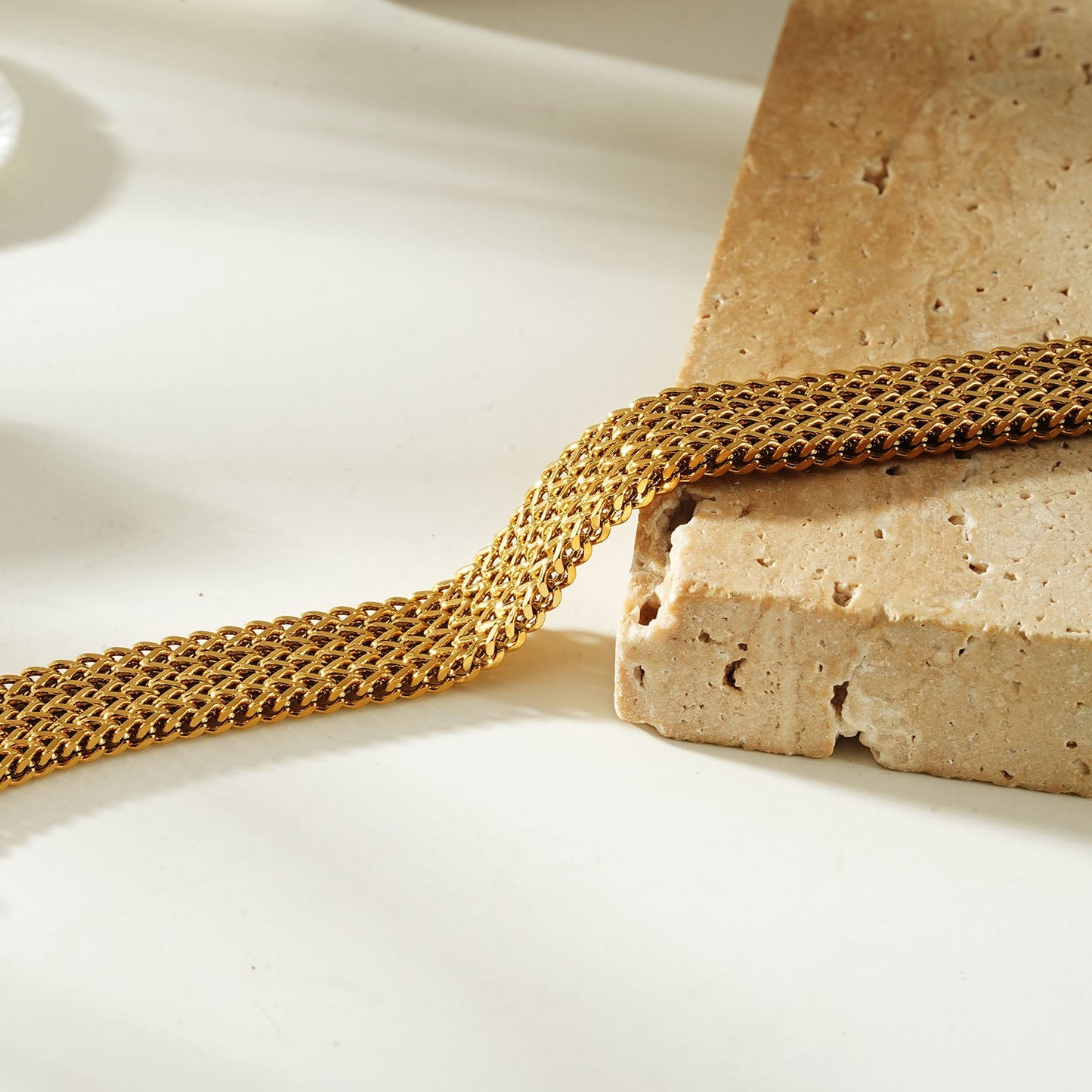 BOLOGNA Gold: Italian Vintage Mesh Chain Bracelet