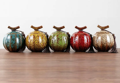 Chin Tea Jar