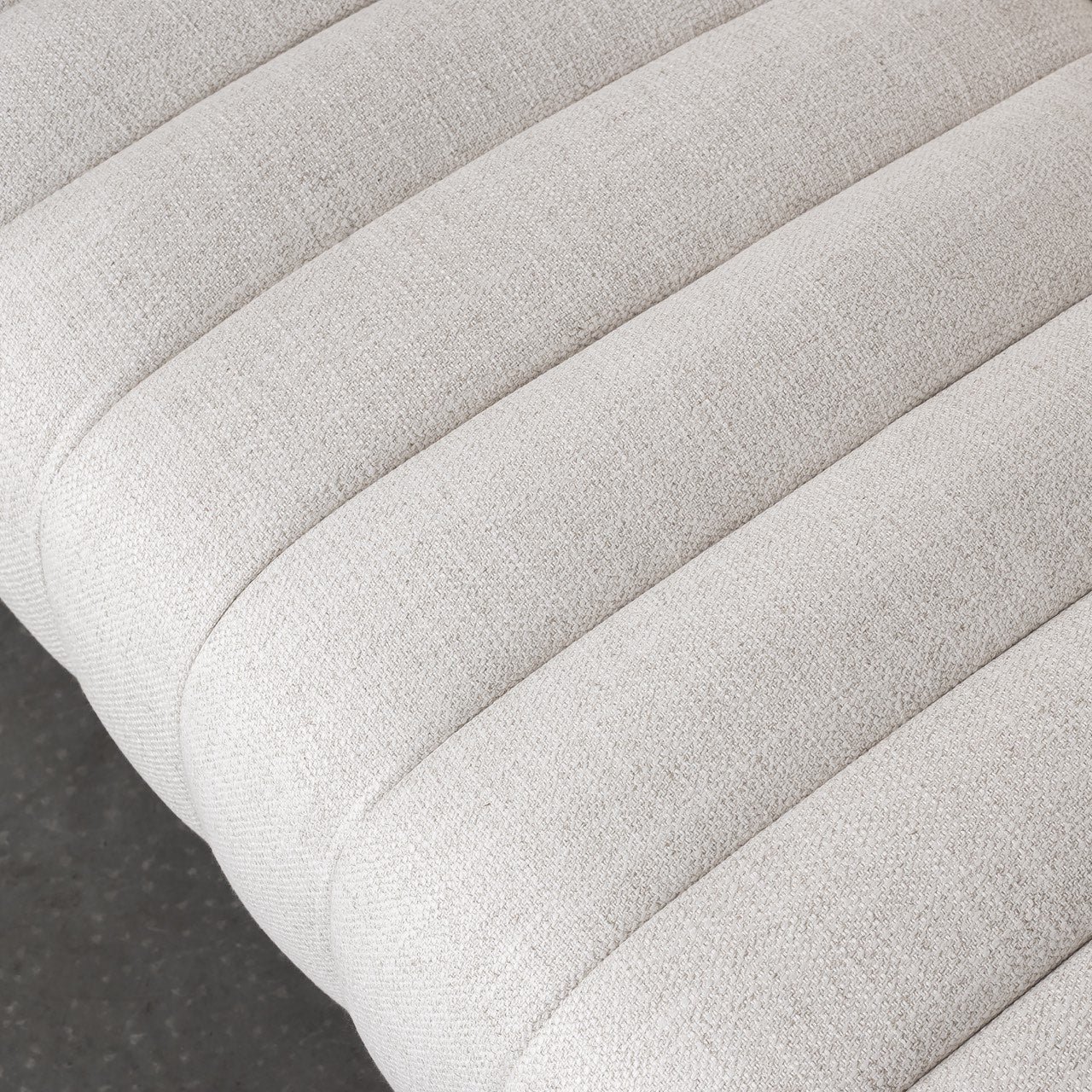 Elliot Condosofa – Creme