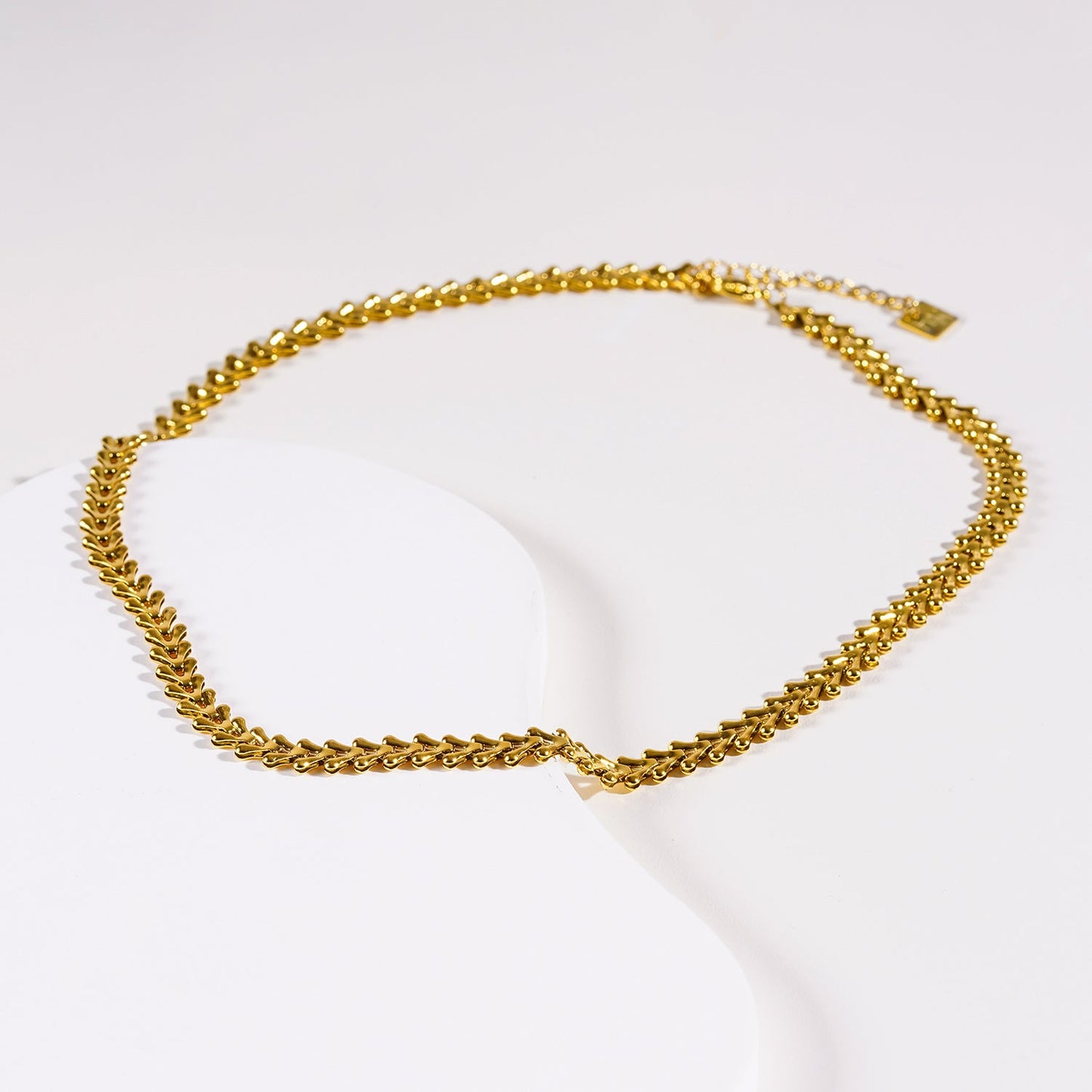 FRANKIE:  Vintage-Inspired Linked Abstract Crest Chain Necklace