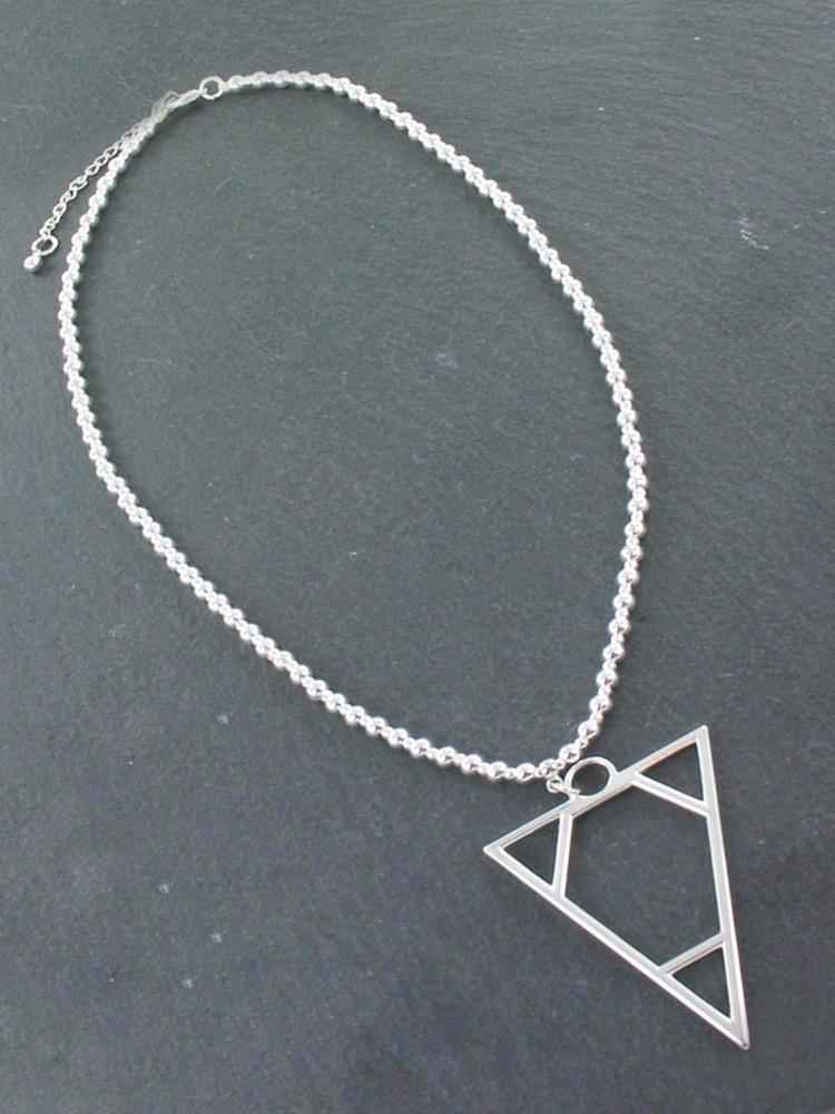 Silver Ball Necklace With Triangle Pendant In Silver Plate