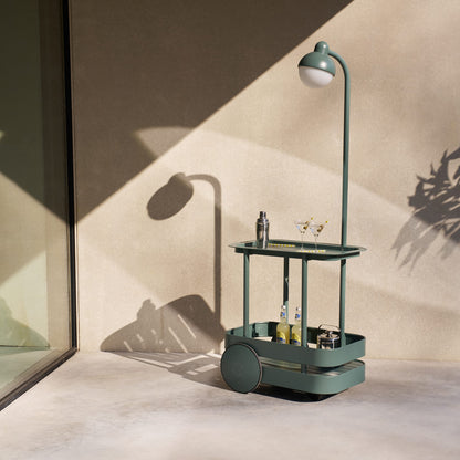 Fröhlicher Trolley