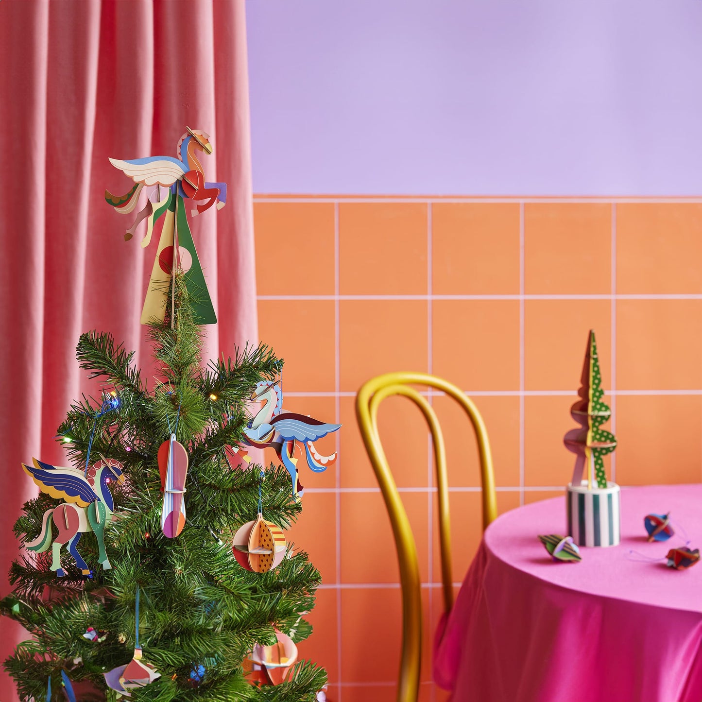 Pegasus Festive Set