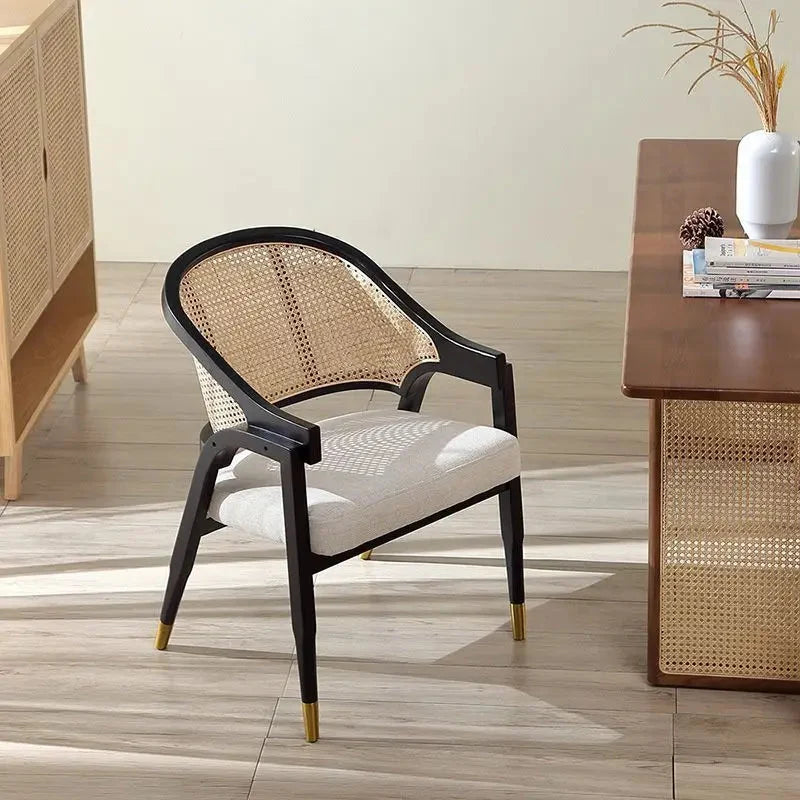 Hinata Chair
