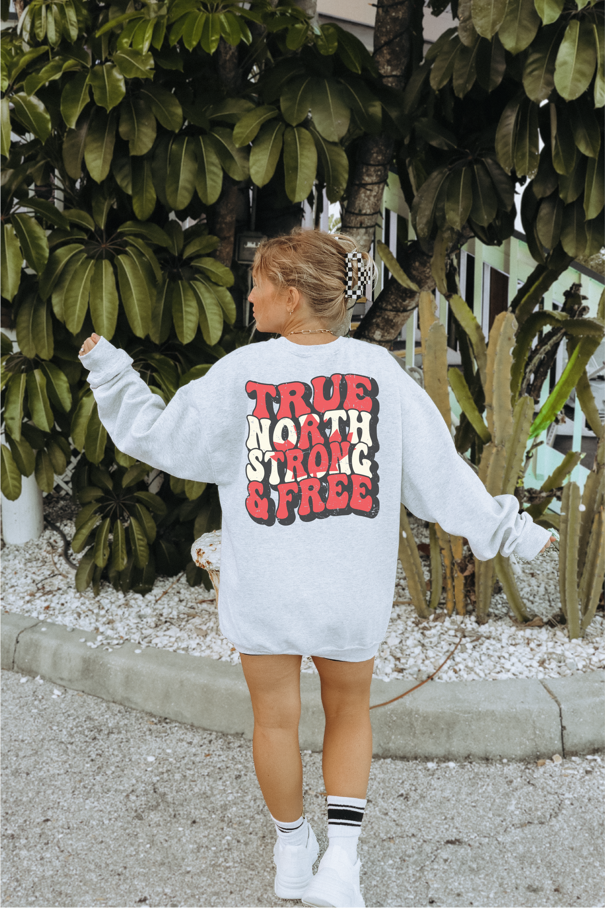 Strong & Free Unisex Crewneck Sweatshirt | Canada Sweatshirt