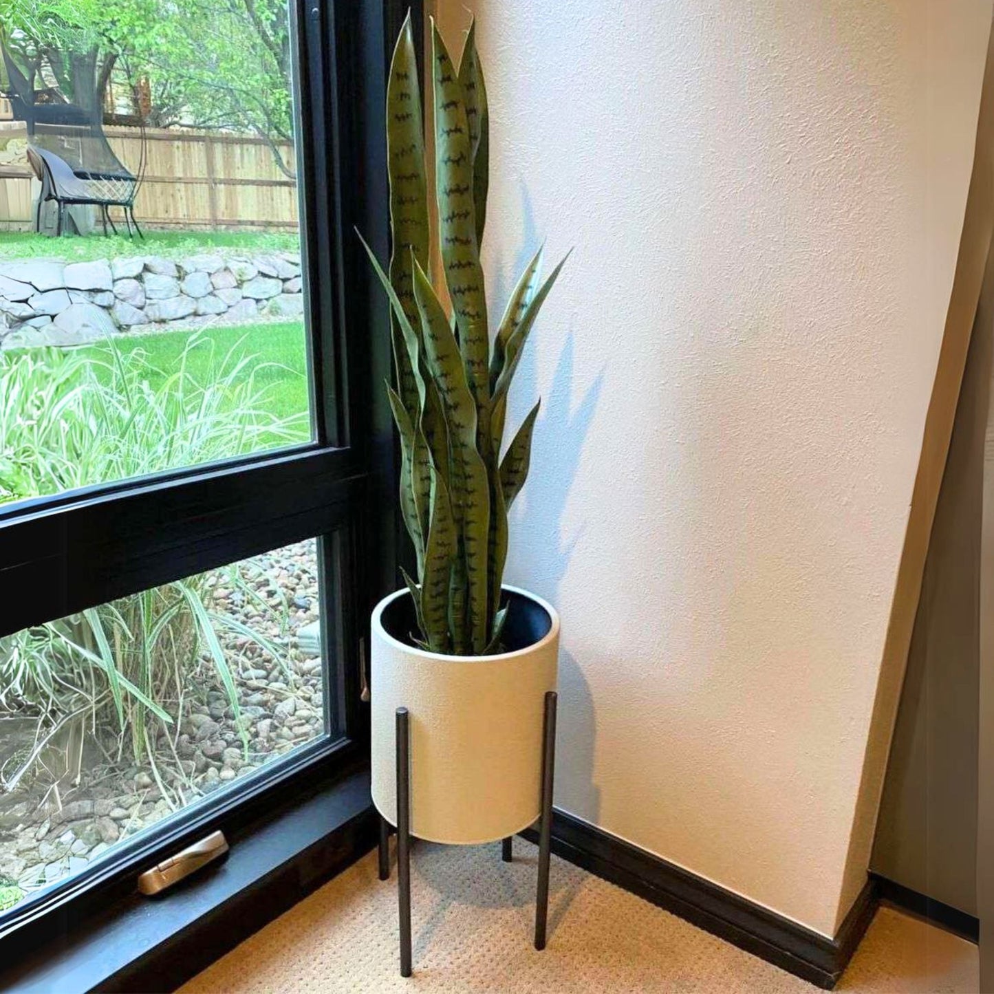 Milo Künstliche Schlangenpflanze Sansevieria Dunkelgrün Getopft (Verschiedene Größen)