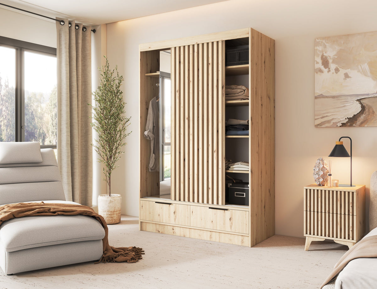 Voodi II Oak Wood Paneled Free Standing Wardrobe - Light Artisan Oak