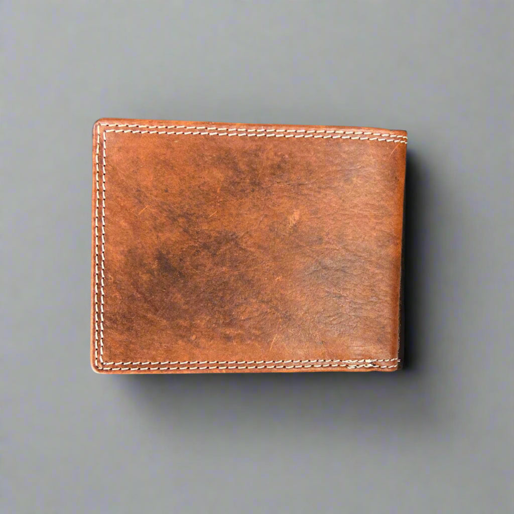 Men’s Cow Leather Wolf Embossed Bifold Wallet