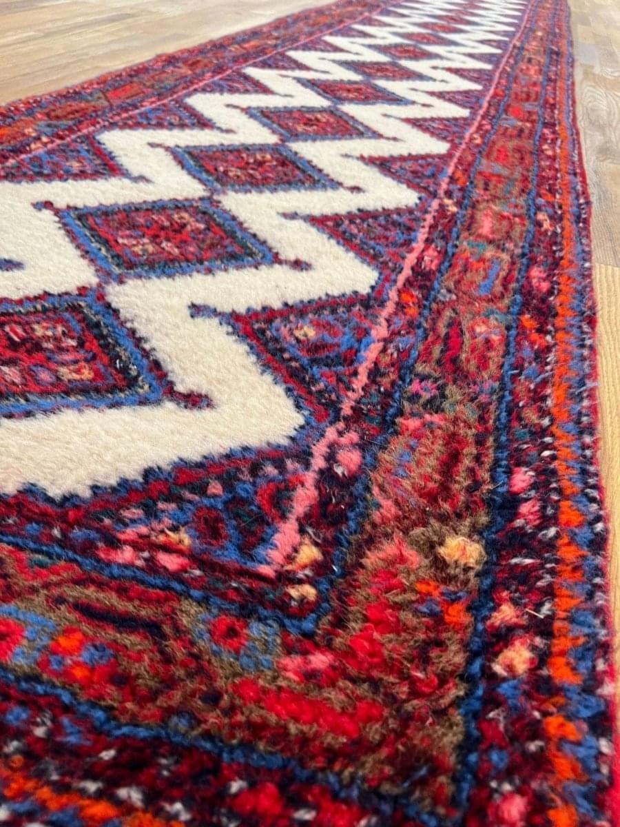 Asadabad | 16' 2" x 2' 8"