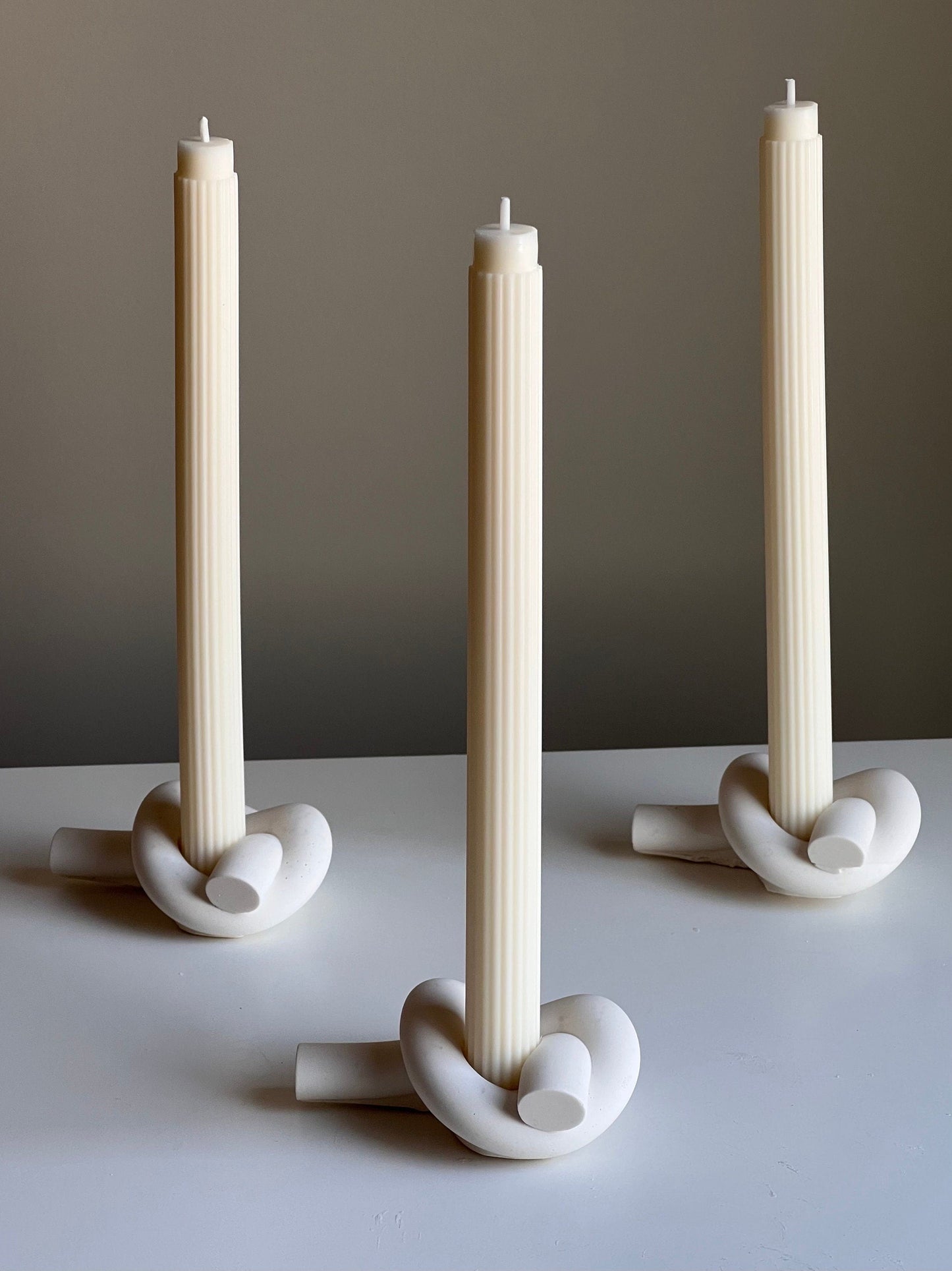 Knoten Kerzenhalter aus Jesmonit: Minimalistische Hochzeitsdeko