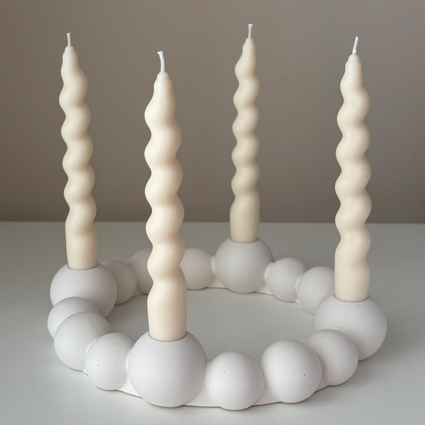 Bubbles Kerzenständer: Jesmonite Stabkerze, Hochzeits-Tischdeko