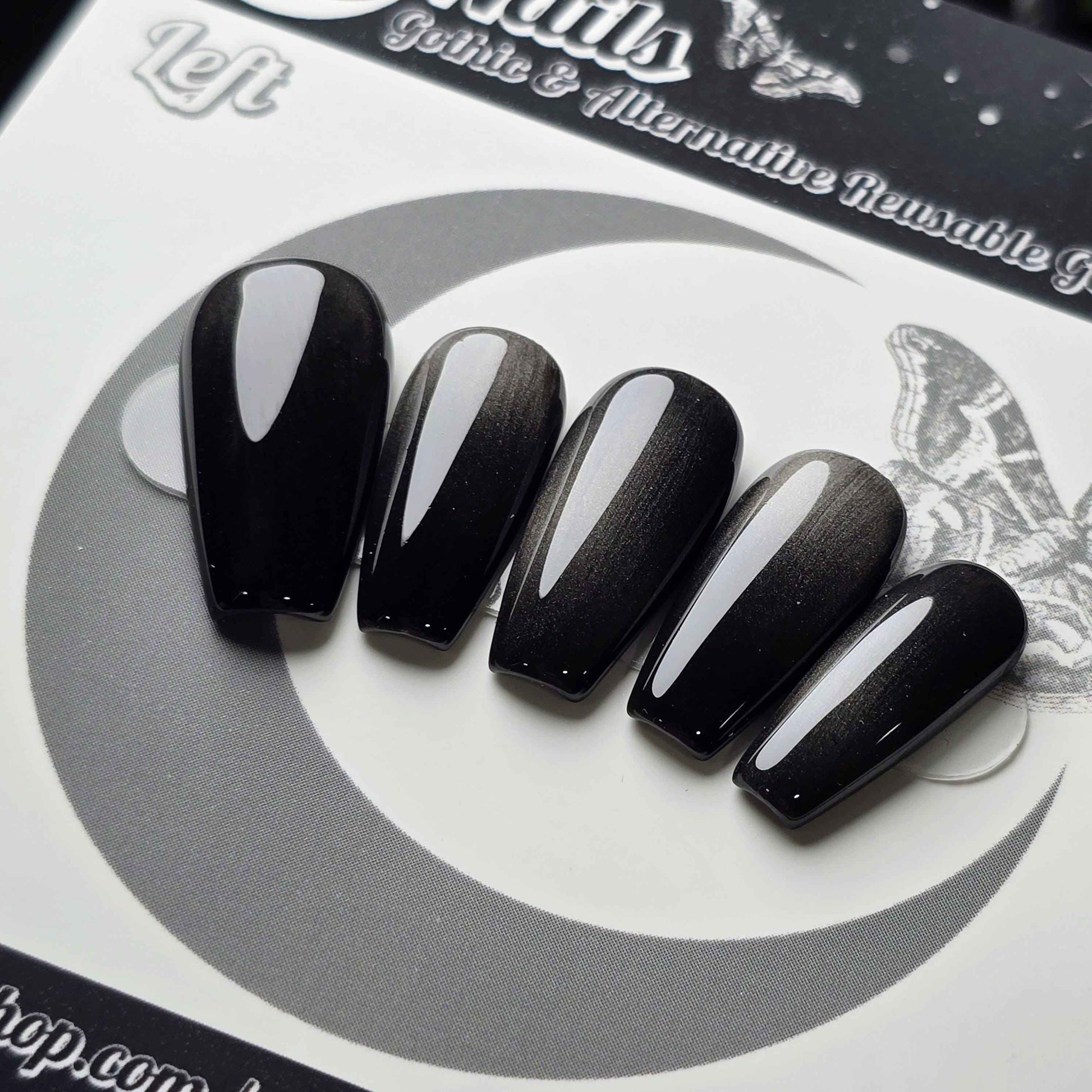 Grave Silk Cat Eye