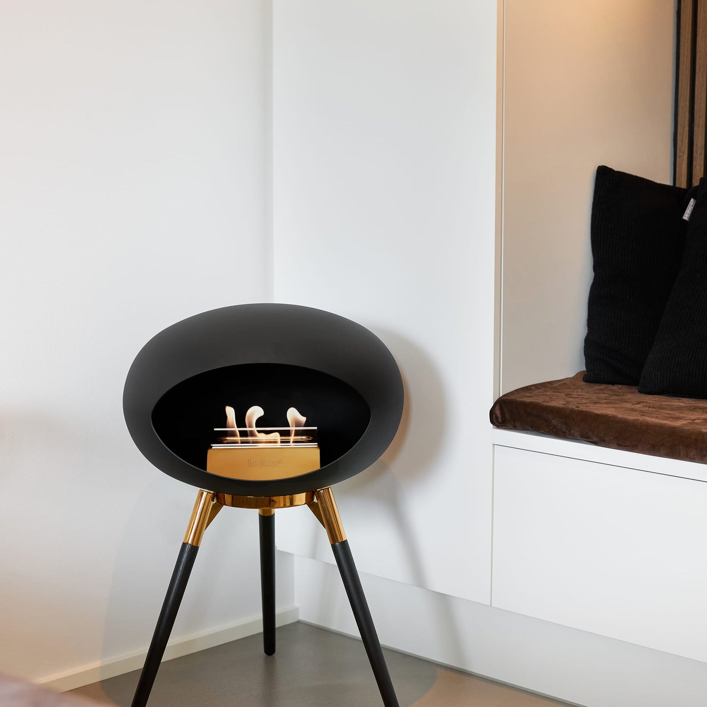 Le Feu Ground Low Dome <br>Black