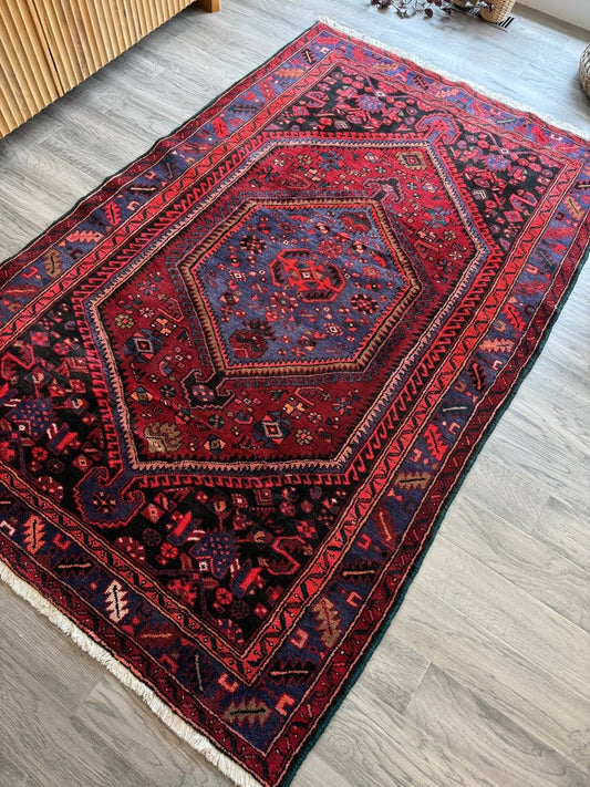 Perisan Zanjan Rug | 4' 8" x 7' 3"