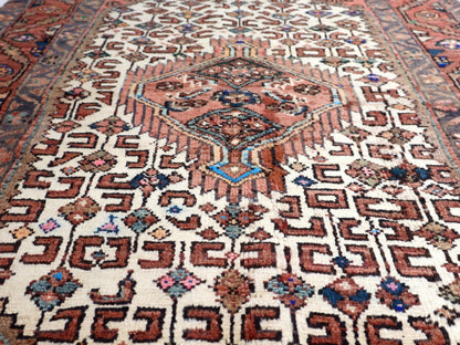 Persian Asadabad Rug | 3' 3” x 5' 5"