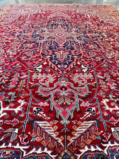 Persian Heriz Rug | 9' 5" x 13'