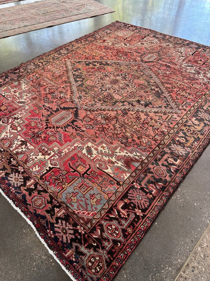 Persian Heriz Rug | 9' 8" x 12' 8"