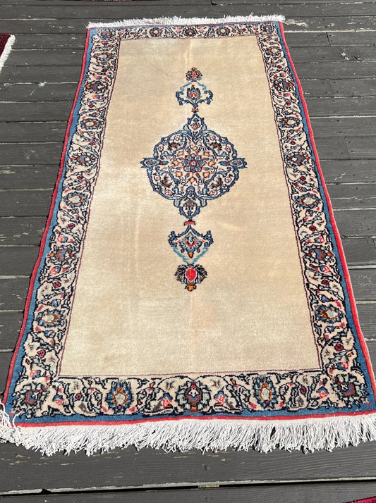 Persian Kashan Rug | 2' 4" x 4' 8"