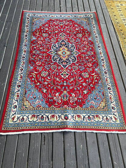 Persian Sarouk Rug | 3' 7" x 5' 5"