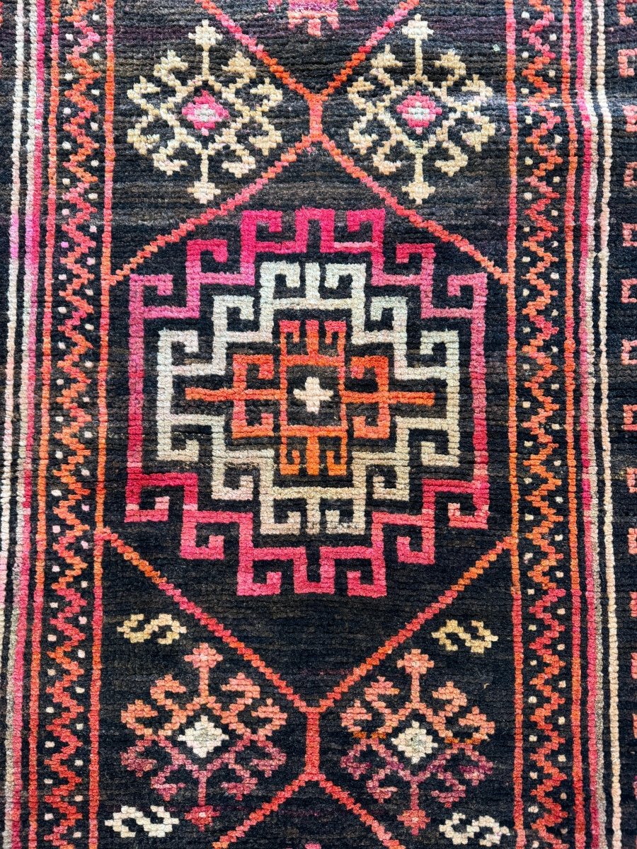 Persian Shahrebabak Runner Rug | 2' 8" x 10' 4"