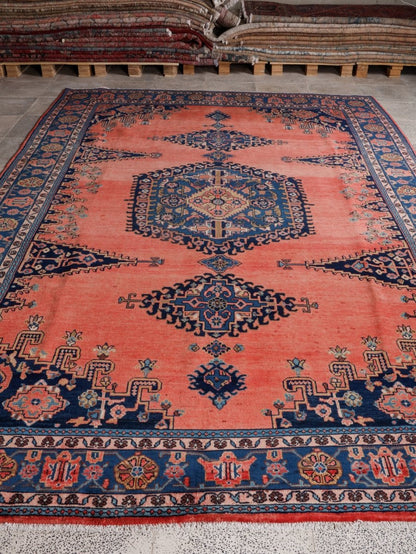 On hold | Persian Viss Rug | 7' 9” x 11' 6"
