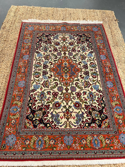 Qom | 155 x 109 cm