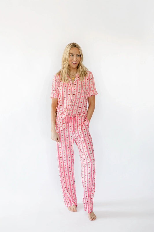 Pyjamahose für Erwachsene mit Schleifenmuster in Rosa, Erdbeere & Kirsche