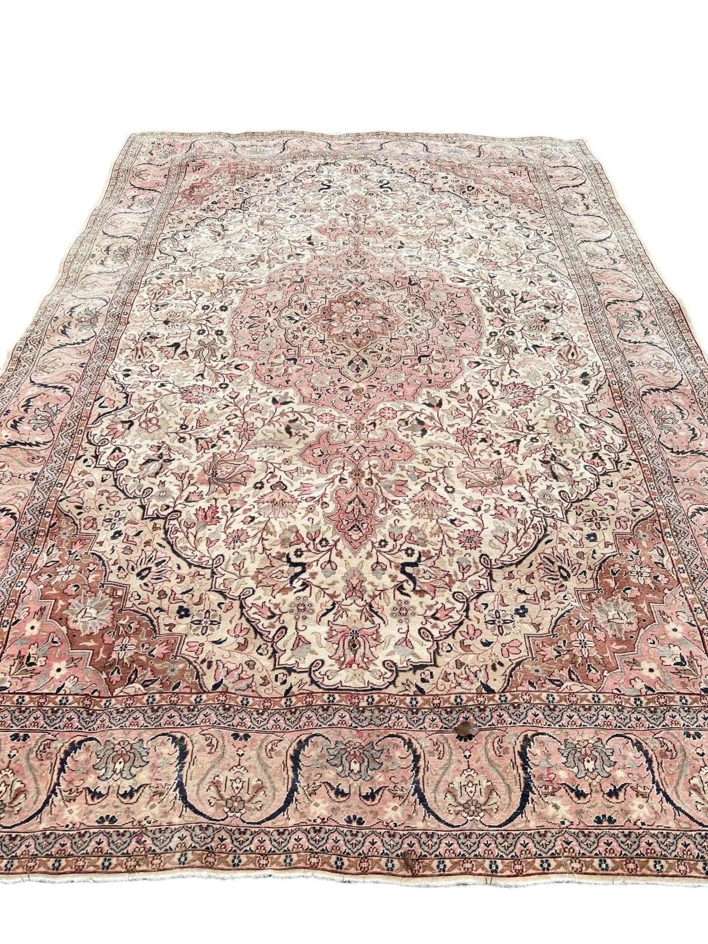 Turkish Vintage Rug - 12 x 8