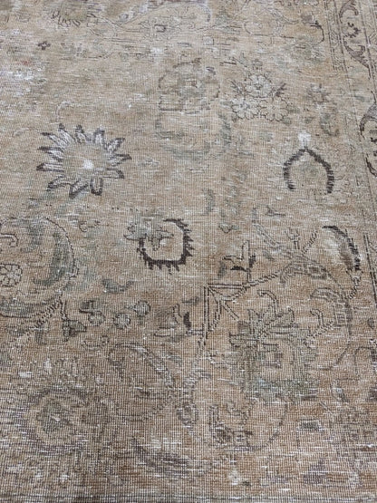 Vintnge Tabriz Rug |  9' 2" x 12' 11"